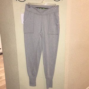 Women’s Nike sweatpants